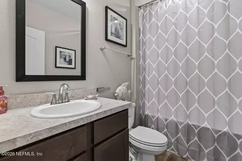 Bath - 897 Ocean Jasper Dr, Saint Augustine Beach, FL 32086 photo 8 of 9