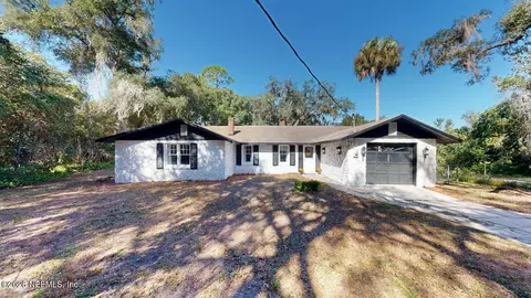 242 Taylor Fury Rd, Pomona Park, FL 32181