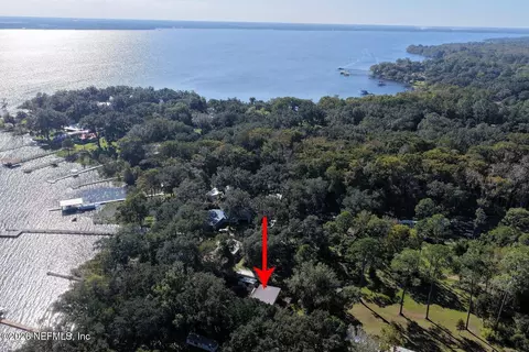 126 Saint Johns Dr, Palatka, FL 32177
