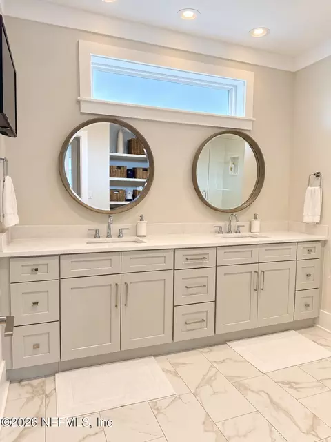 Bath - 317 Ahern St #4, Atlantic Beach, FL 32233 photo 1 of 1