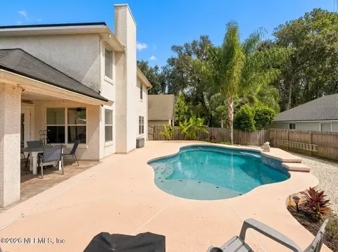 811 Hickory Knolls Dr, Green Cove Springs, FL 32043