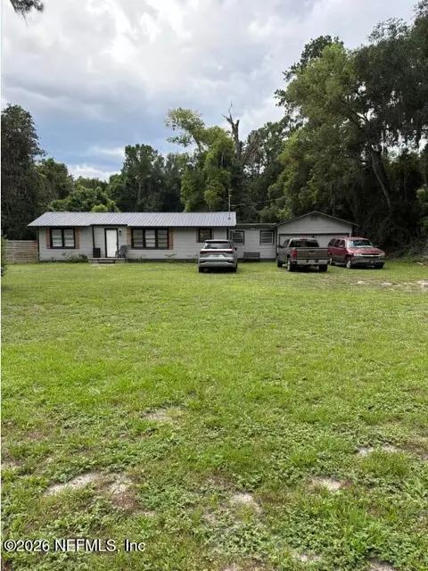 111 W Mccormick Rd, East Palatka, FL 32131