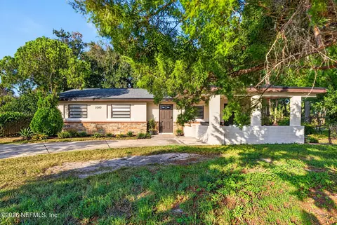 1040 Cedar Highlands Blvd, Daytona Beach, FL 32117