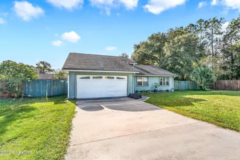 233 Quebec Ln, Jacksonville, FL 32225