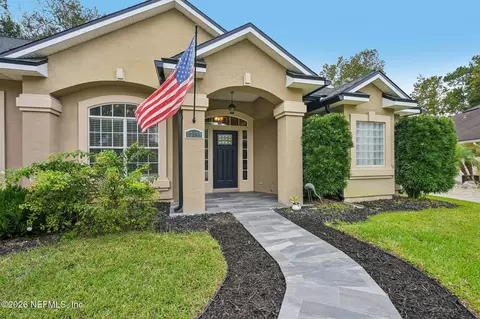 13891 Sunrise Lake Ct, Jacksonville, FL 32224