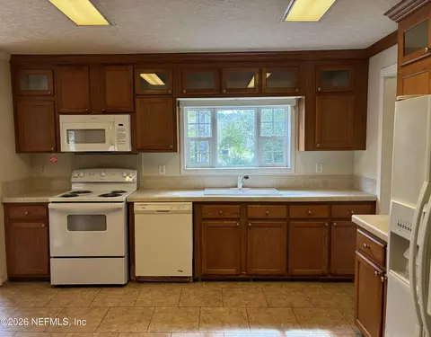 Kitchen - 76225 Dove Rd, Yulee, FL 32097 photo 1 of 1