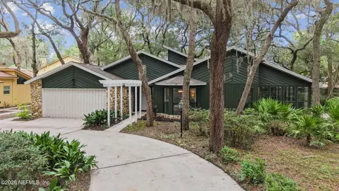 12159 Spiney Ridge Dr S, Jacksonville, FL 32225