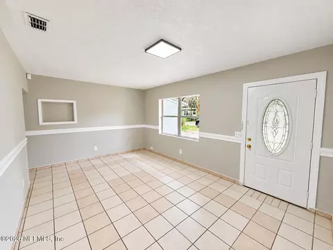 5715 Wiltshire St, Jacksonville, FL 32211