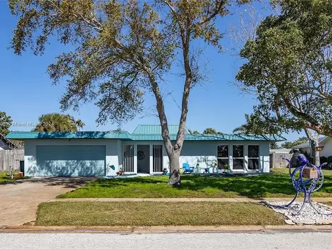 226 Sand Pine Rd, Indialantic, FL 32903 photo 1
