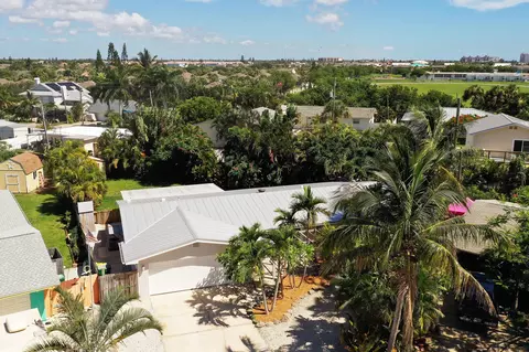 116 Venus Ct, Indialantic, FL 32903 photo 1