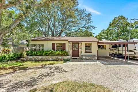 147 Bluff Ter, Melbourne, FL 32901 photo 1