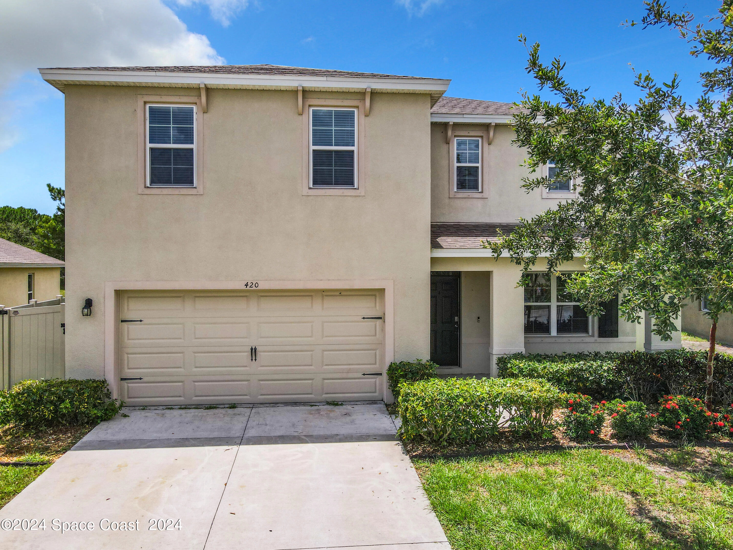 420 Forest Trace Cir N