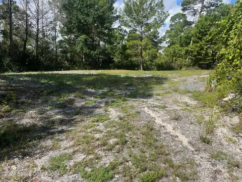 275 Paint St, Rockledge, FL 32955 photo 8