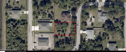 521 Old Rd SW, Palm Bay, FL 32908