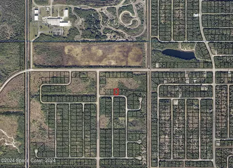 949 Facet Ln SW, Palm Bay, FL 32908