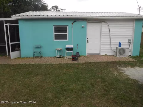 330 Palm Ave, Cocoa, FL 32922 photo 1
