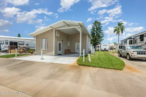 3050 Frontier Dr, Titusville, FL 32796