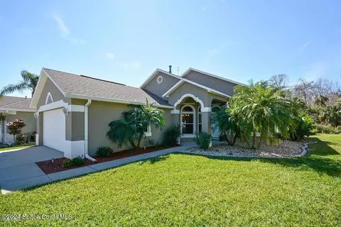 1674 Ficus Point Dr, Melbourne, FL 32940 photo 1