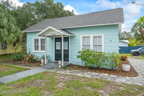 565 Montreal Ave, Melbourne, FL 32935 photo 1
