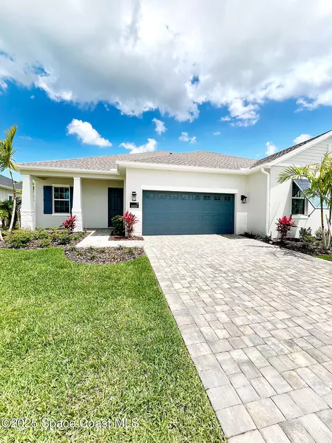 3320 Galeras Dr, Melbourne, FL 32940