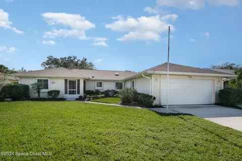 1527 Frontier Dr, Melbourne, FL 32940