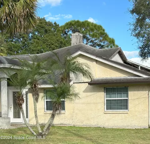 321 Woods Lake Dr, Cocoa, FL 32926 photo 1