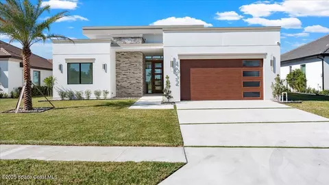 4652 Tennyson Dr, Rockledge, FL 32955 photo 1