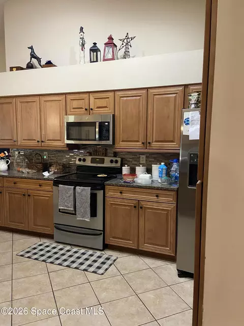 Kitchen - 4200 Tangelo Ave, Cocoa, FL 32926 photo 3 of 3
