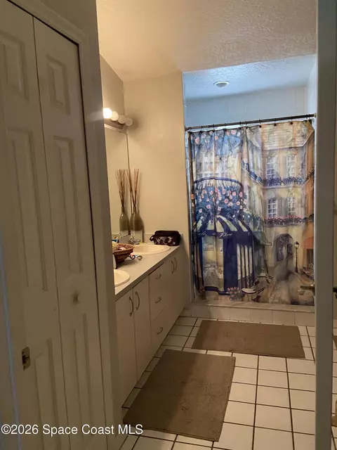 Bath - 4200 Tangelo Ave, Cocoa, FL 32926 photo 4 of 4
