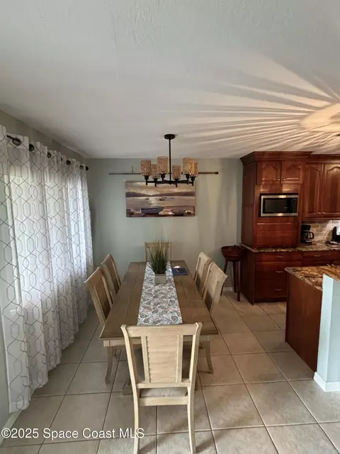 Dining - 127 Plover Ln #531, Rockledge, FL 32955 photo 2 of 2
