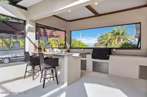 Kitchen - 4620 Highway 1, Grant, FL 32949 photo 3 of 8
