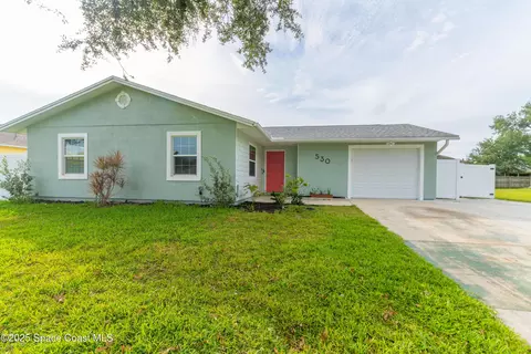 530 Prelude St NW, Palm Bay, FL 32907