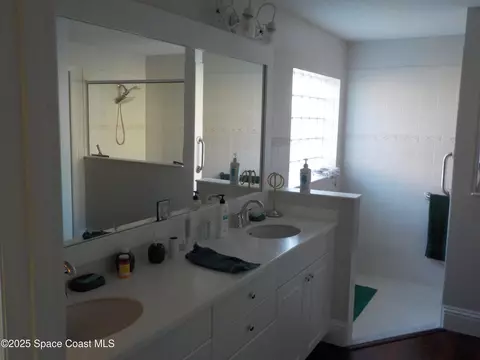 Bath - 7174 Egbert St, Melbourne, FL 32940 photo 1 of 2
