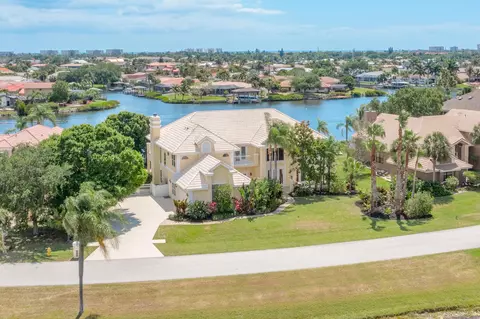 124 Lanternback Island Dr, Satellite Beach, FL 32937