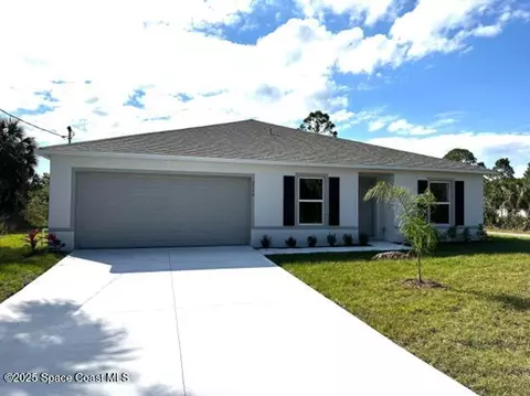 2728 Laird Ave SW, Palm Bay, FL 32908