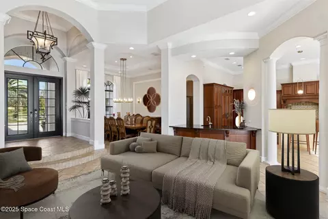 Living - 2902 Bellwind Cir, Rockledge, FL 32955 photo 2 of 5