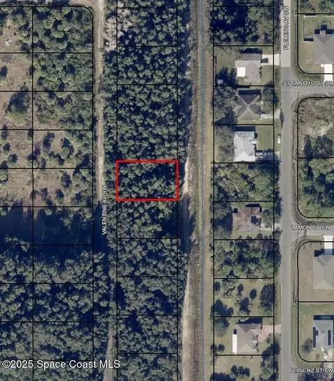 2679 Valentine Ave SW, Palm Bay, FL 32908