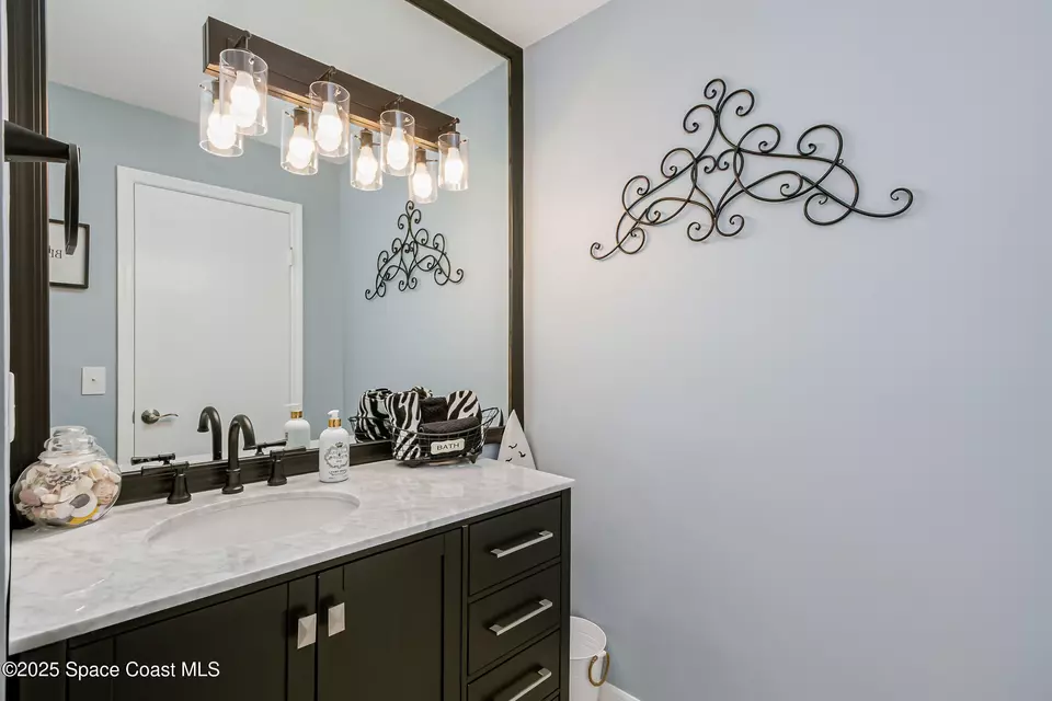 Bath - 190 Escambia Ln #402, Cocoa Beach, FL 32931 photo 3 of 5