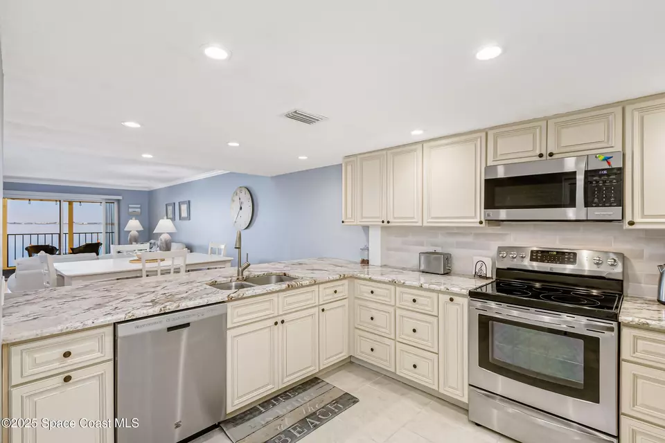 Kitchen - 190 Escambia Ln #402, Cocoa Beach, FL 32931 photo 1 of 4