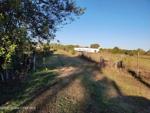 4990 Dixie Way, Mims, FL 32754 photo 1