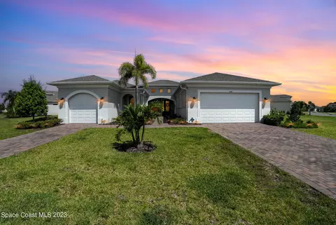 2085 Trift Bridge Cir, Melbourne, FL 32940 photo 1