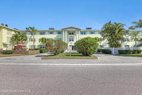 230 Columbia Dr #317, Cape Canaveral, FL 32920