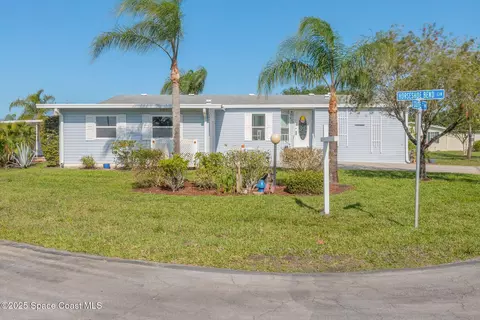 634 Outer Dr, Cocoa, FL 32926