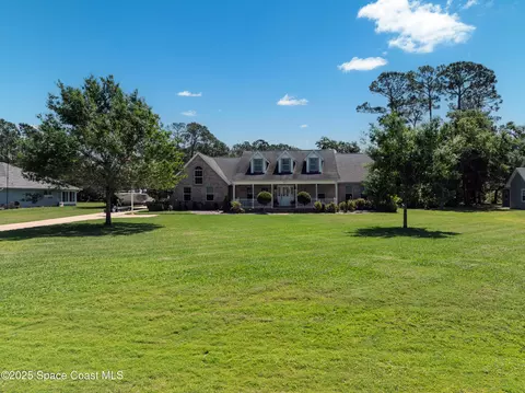 5670 Bob White Trl, Mims, FL 32754