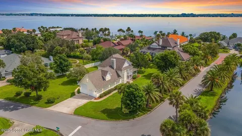110 River Woods Dr, Rockledge, FL 32955