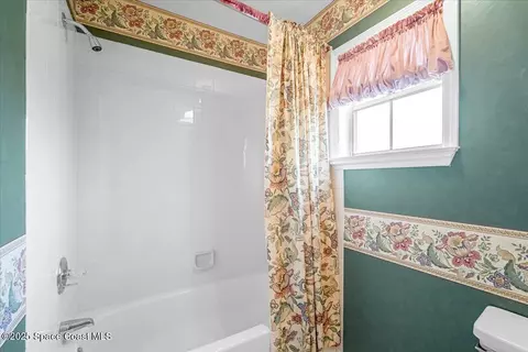 Bath - 110 River Woods Dr, Rockledge, FL 32955 photo 4 of 5