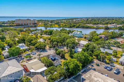 View/Area - 2106 Vernon Pl, Melbourne, FL 32901 photo 13 of 29