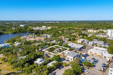 View/Area - 2106 Vernon Pl, Melbourne, FL 32901 photo 4 of 29