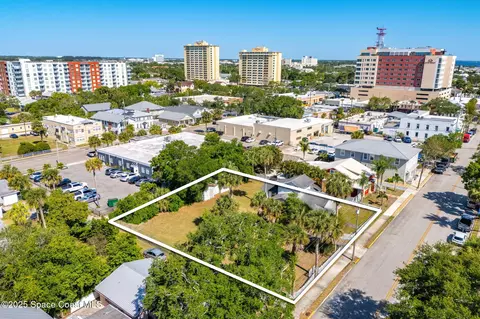 View/Area - 2106 Vernon Pl, Melbourne, FL 32901 photo 5 of 29