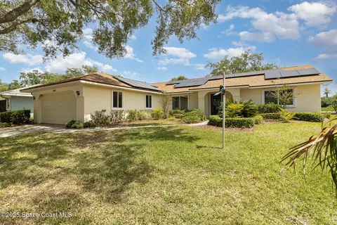 1375 Mayflower Ave, Melbourne, FL 32940